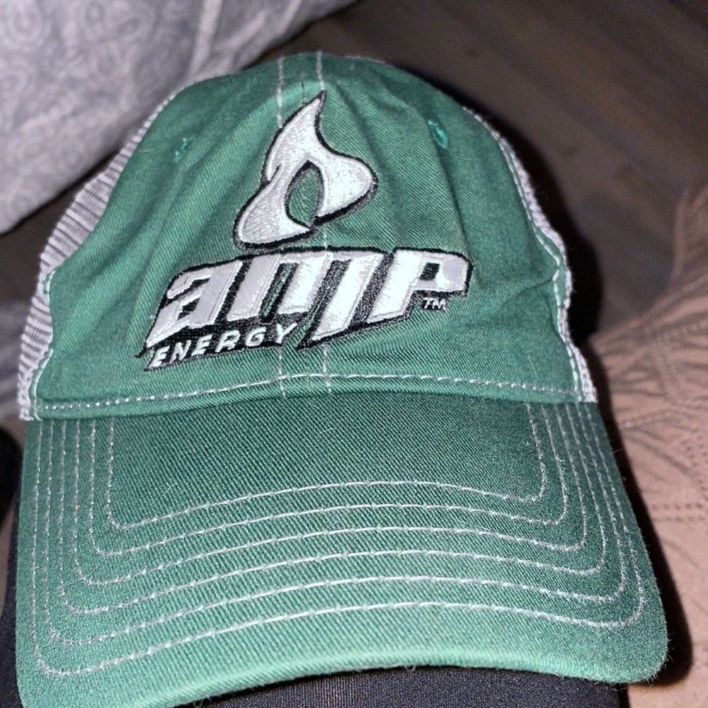 Amp energy mesh SnapBack hat excellent condition